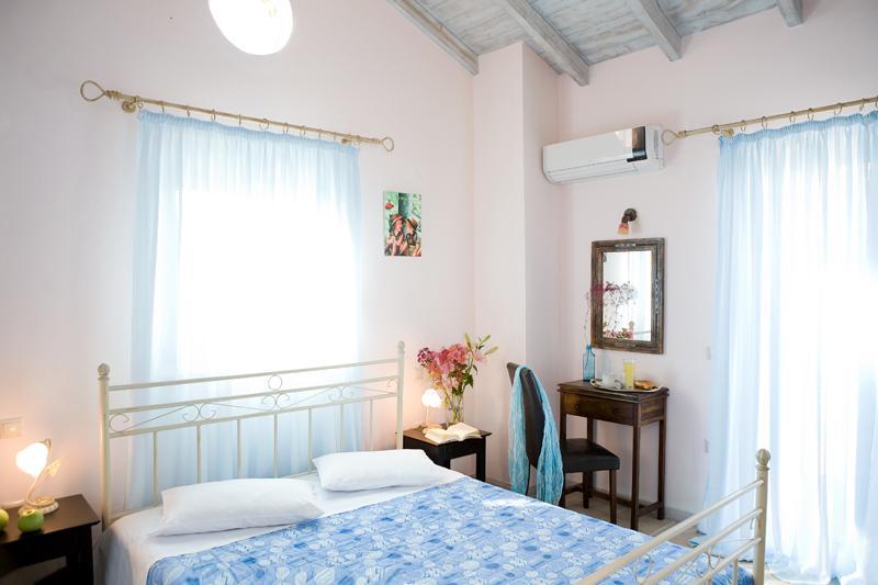 Villa Iolis Lefkada City Room photo
